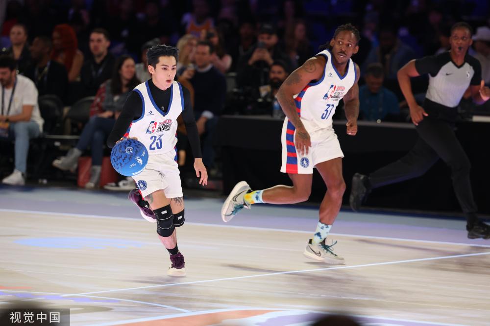 从这一事件 从这一事件